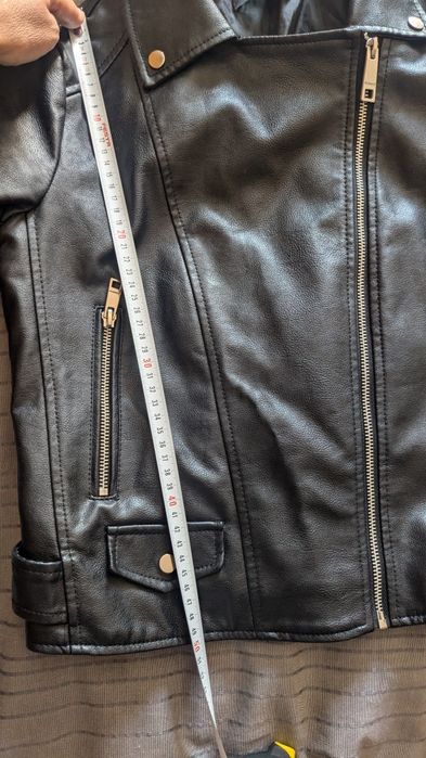 Кожено яке Reserved