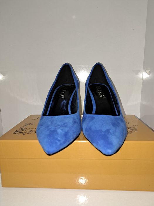 Дамски обувки - чисто нови