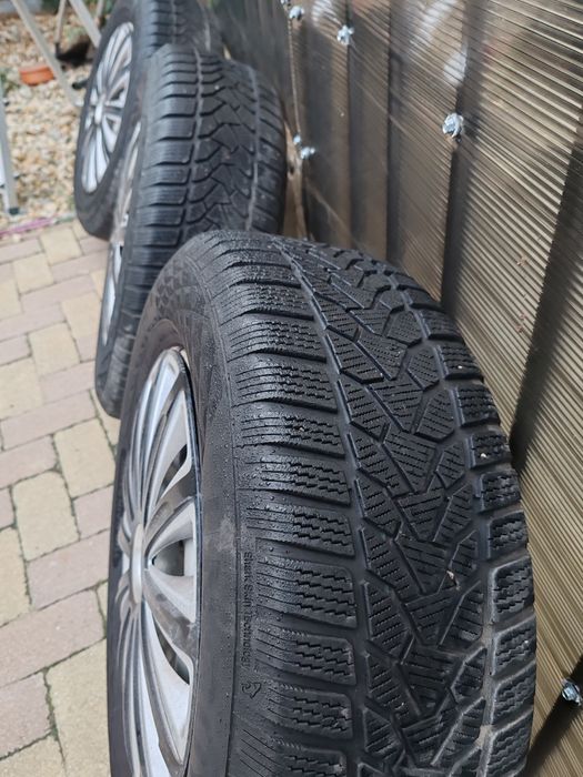 Vând roți de iarna Duster/Renault/Nissan
