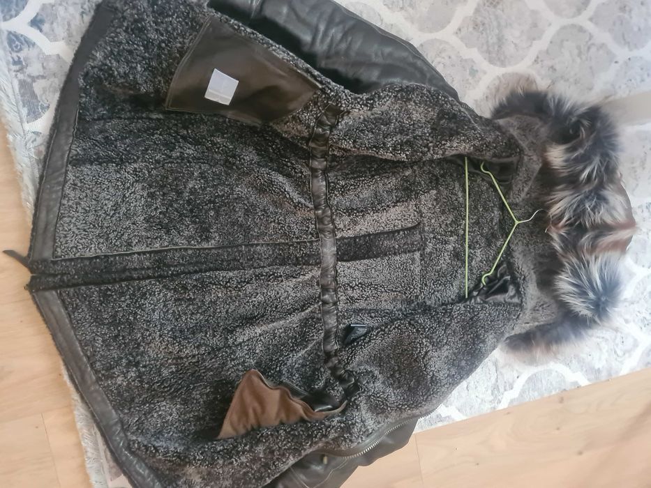 Дубленка цвета хаки