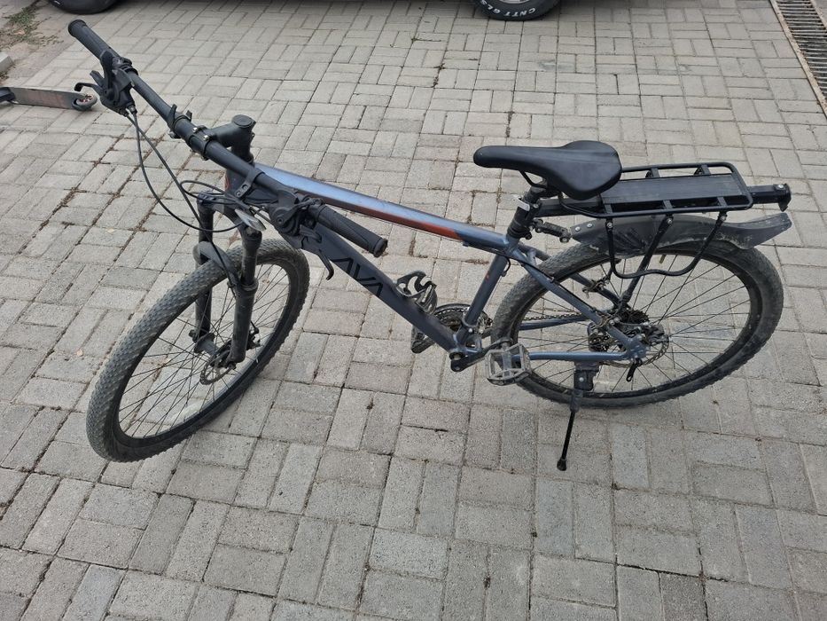 Велосипед фирмы AVA