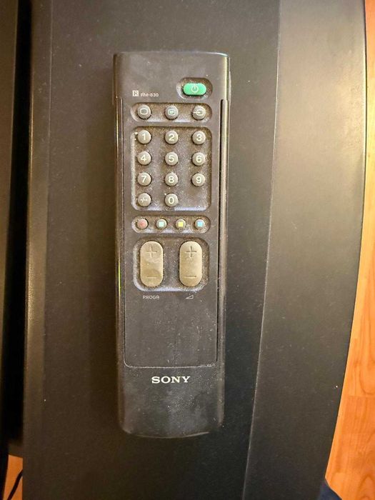 Televizor Sony Trinitron KV-E2931D (29 inch/72cm)