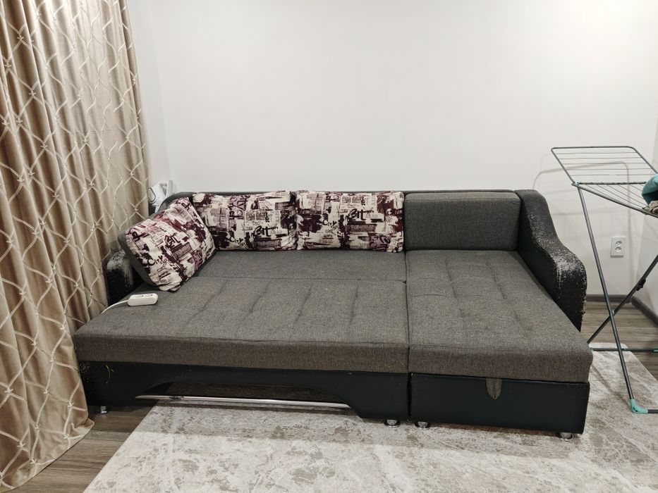 Продам диван б/у