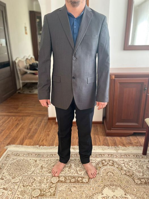 Б/у костюмы хорошего качества