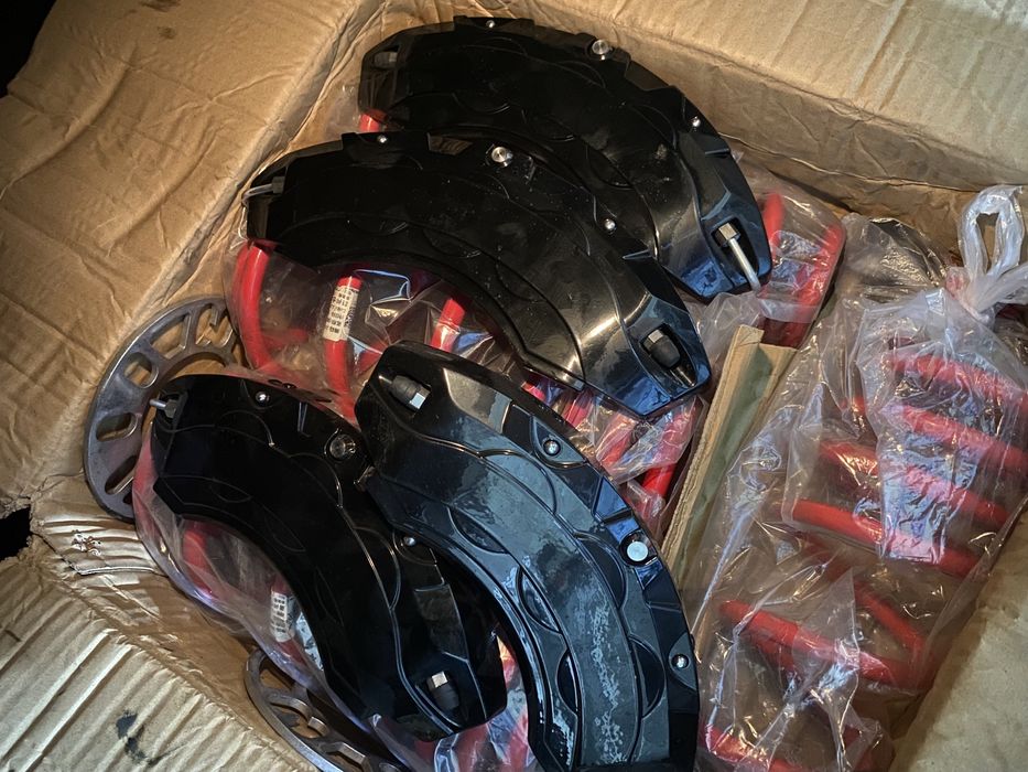 Накладки на суппорт киа к5