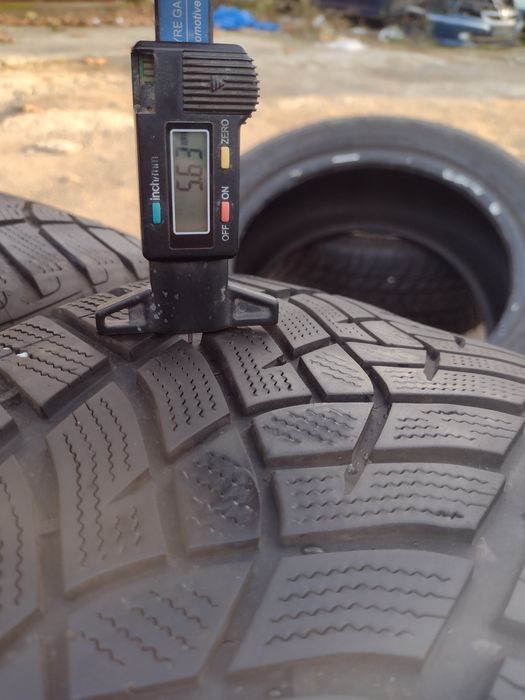 Good Year EGP. 2бр.235/35/20 дот4722