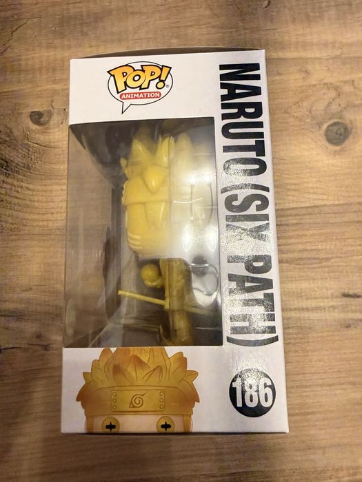 Naruto Funko Pop + Protectors