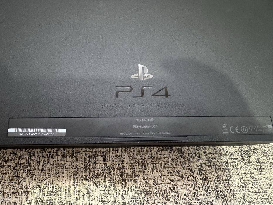 Playstation 4 Fat