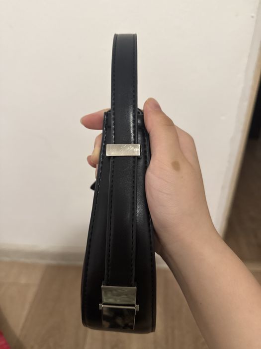 Женская сумка черная