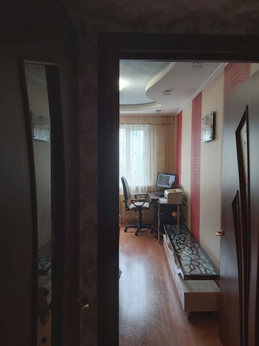 Продам трёхкомнатную квартиру