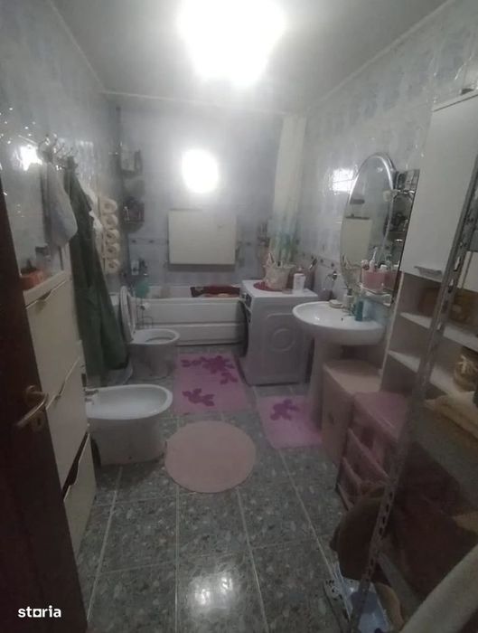 Casă 6 camere -Miroslava
