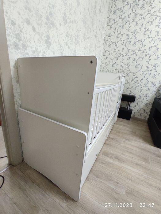 Кроватка детская