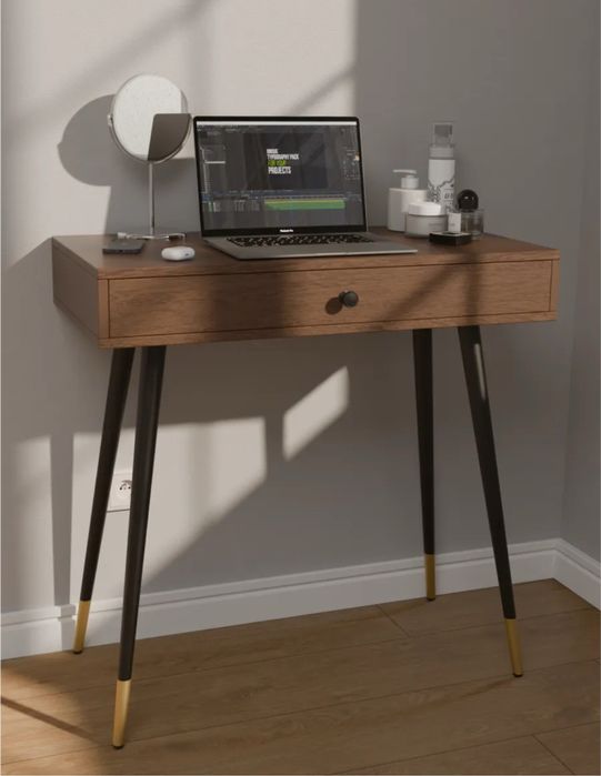 Туалетный столик