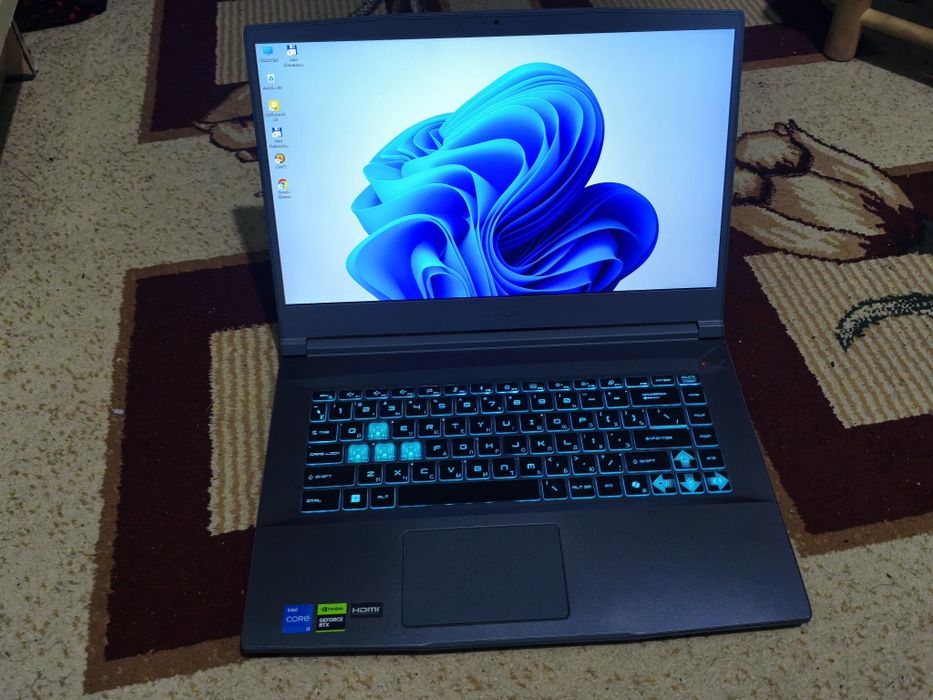 MSI - 16 R8 gaming laptop sotiladi