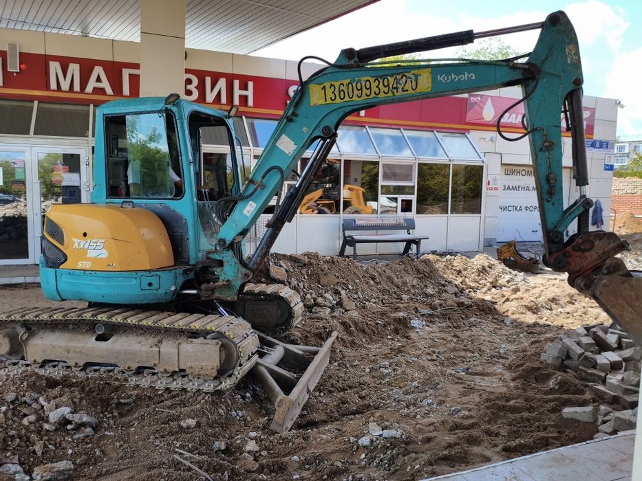 Услуги мини экскаватора 5 тон блоха 4 тон. Дешёво и быстро