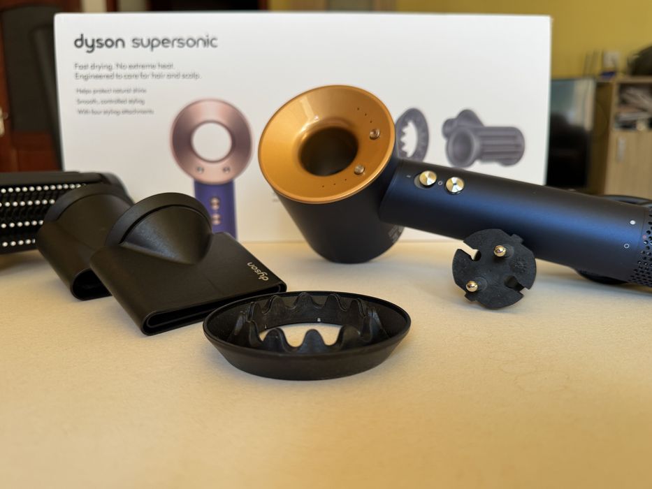 Dyson Supersonic с 4 приставки- нов