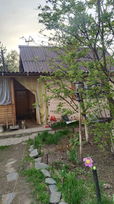 Срочно продам зимнюю дачу в городе