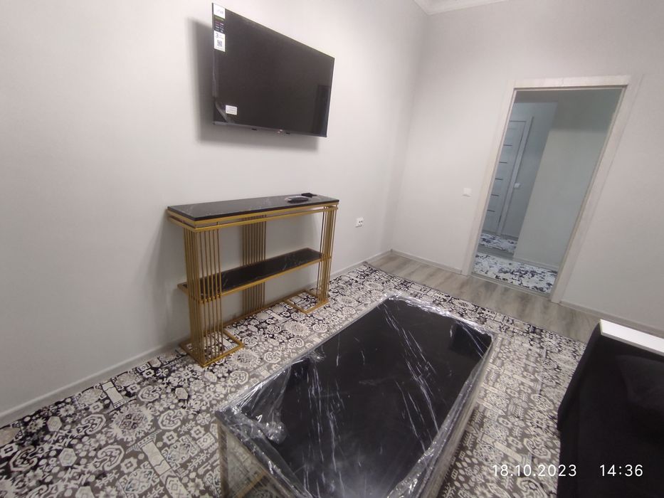 Продажа квартир янги дархон 1 этаж с арендатором