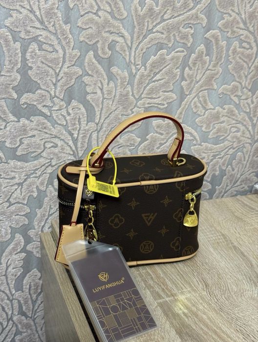 Сумка коричневая новая