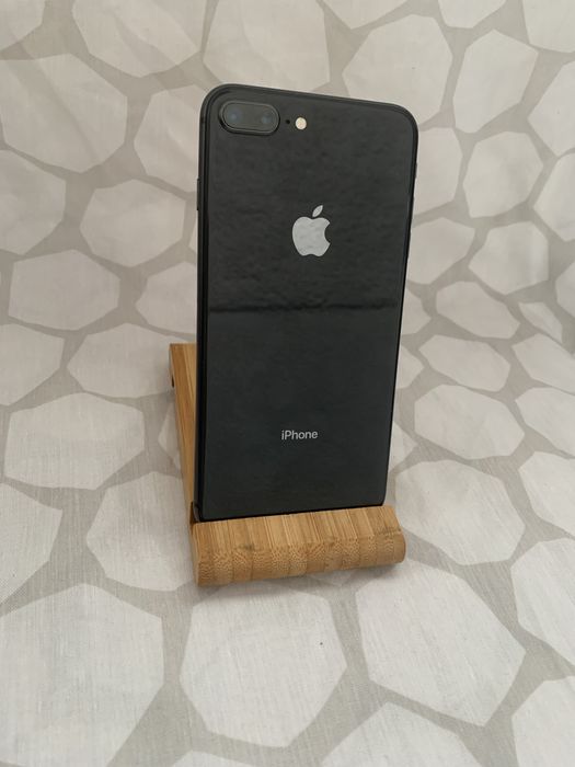 Iph 8 plus 256. GB