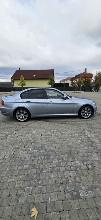 BMW Seria 3 2010 — imagine 2