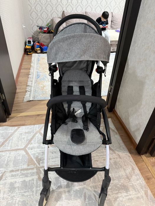 детская коляска маневрированная