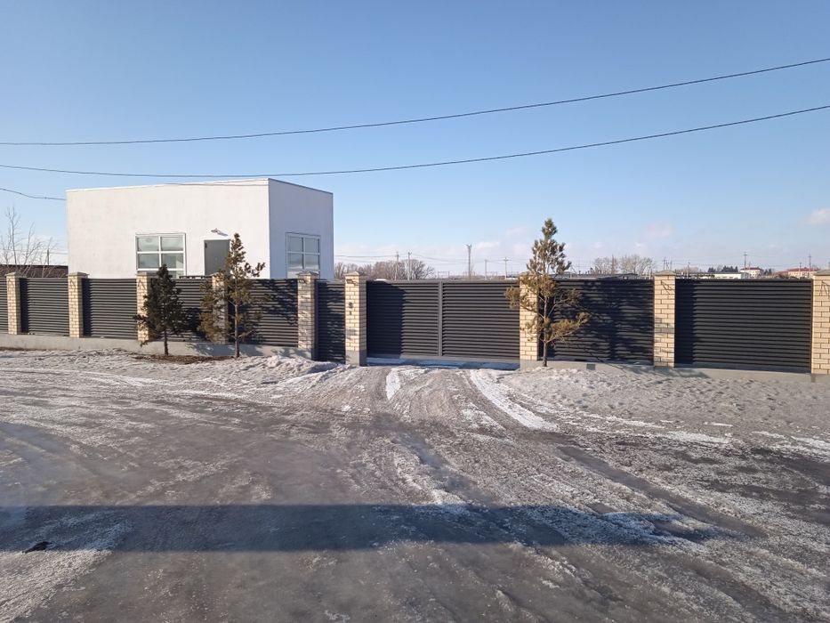 Откатные ворота.