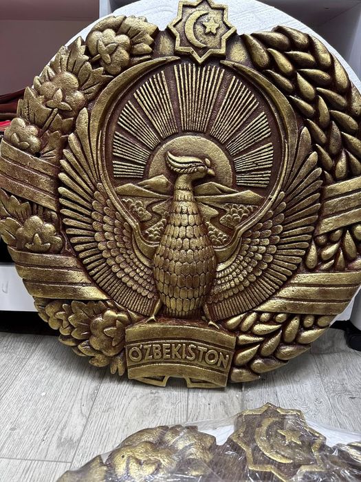 Герб  изготовления из керамика и гипса и мирамира