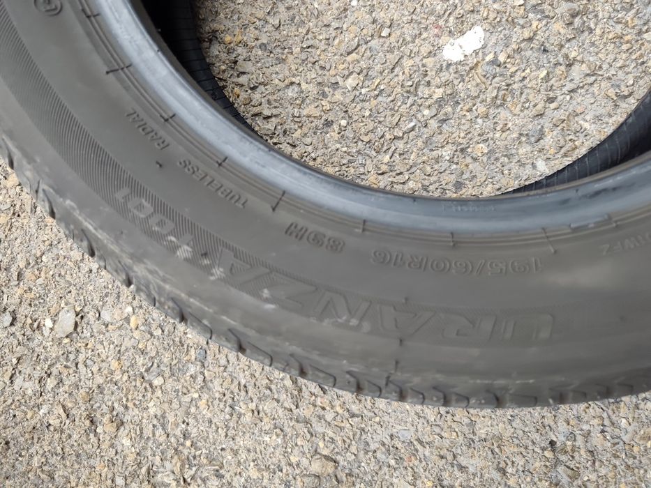 195/60/16" 2бр Bridgestone turanza t001,dot2923,7mm