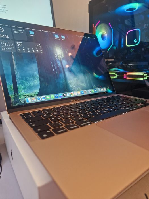 Продам MacBook Air M1