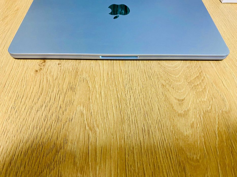 Apple MacBook Air 13" 2025, Apple M4, 16GB RAM, 256GB, Sky Blue, 100% BH