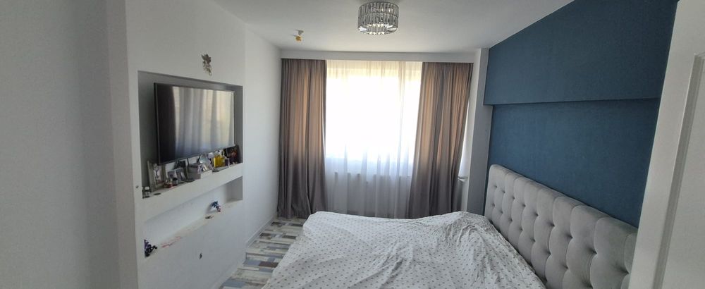 Vand Apartament 3 camere Piata Muncii