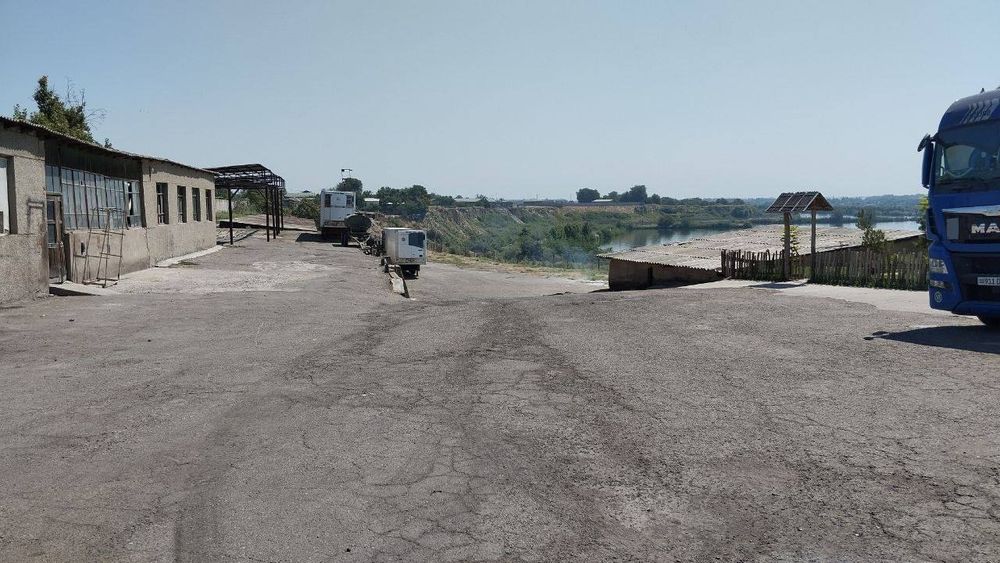 Продается 1 гектар от поста Эркин 24 км