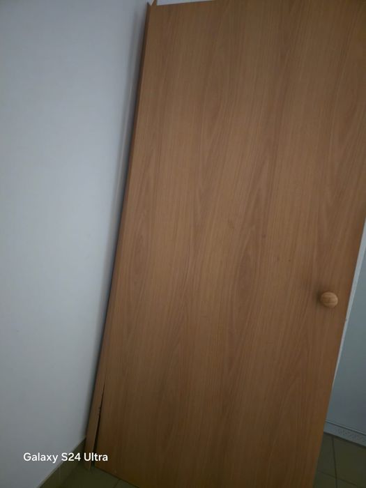 Продам двери межкомнатные