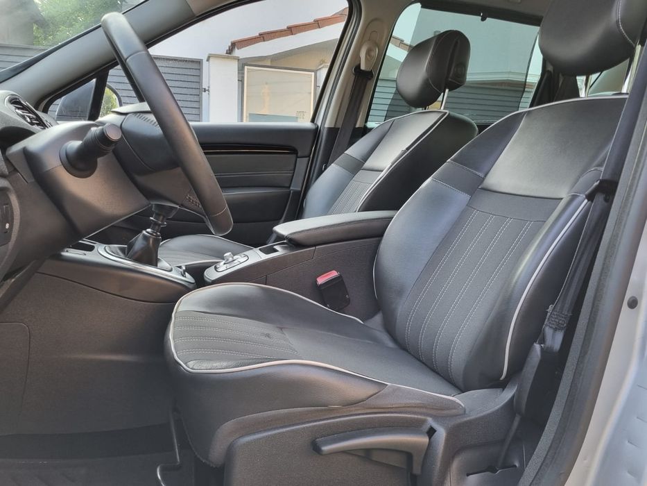 Vând Renault Scenic III Facelift Motor 1.6 DCi an 2012 înmatriculat