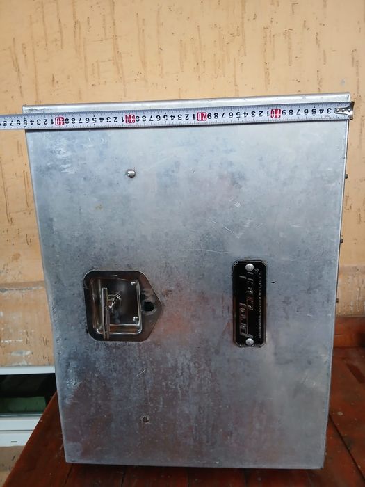 Сейф нержавейка, прочный, б/у