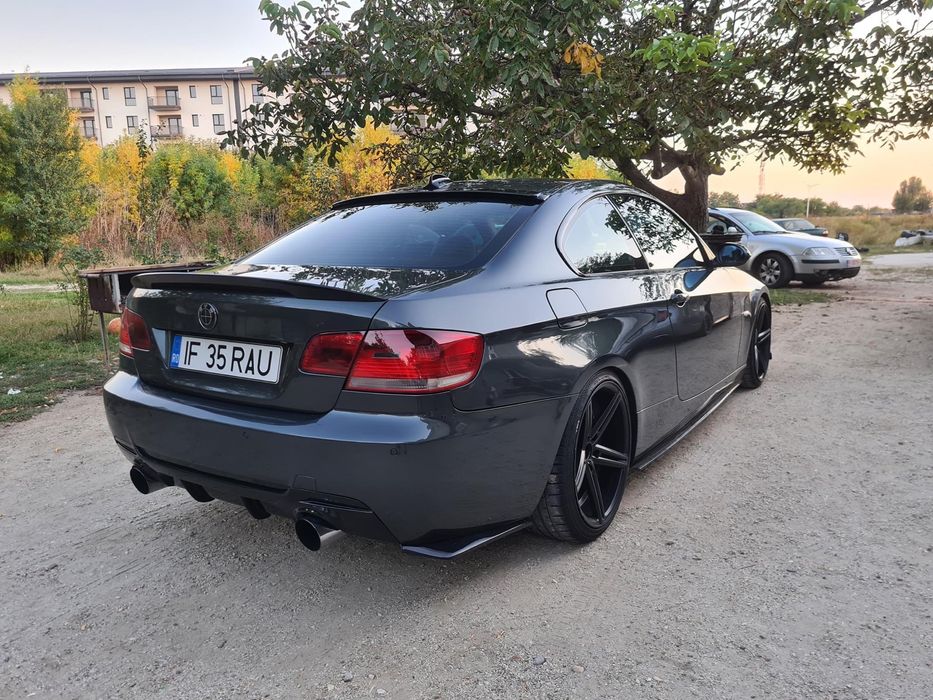 Eleron Lip Pleoapa Luneta BMW E92 M3 Negru Lucios