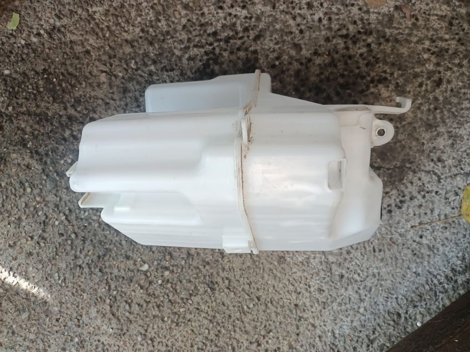 Vas lichid parbriz/Spalator/Expansiune Toyota C-HR CHR Toyota Rav 4
