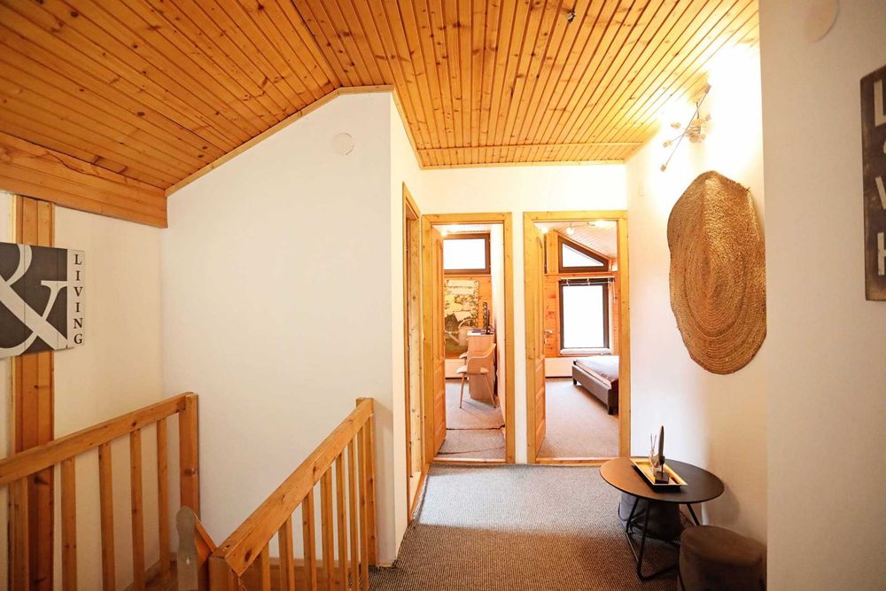 Cabana cu pisicină încălzită și jacuzzi aproape de Cluj Napoca