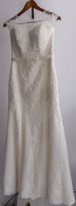 Страхотна сватбена рокля