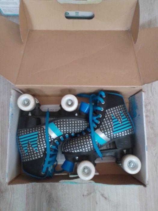 Vând 2 perechi role Soy Luna