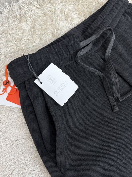 Pantaloni sport Brunello Cucinelli bumbac 100% colectie noua