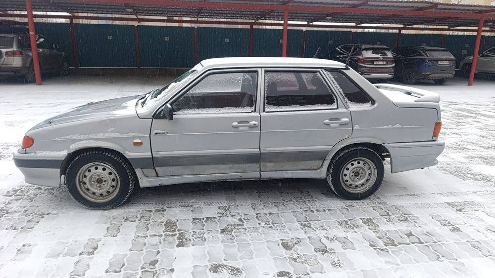 Продам машину ваз 2115
