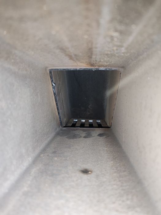 Sobă metalică tip rachetă, demontabilă, portabilă