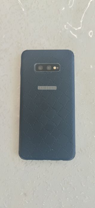 Samsung s 10e. Коробкасымен