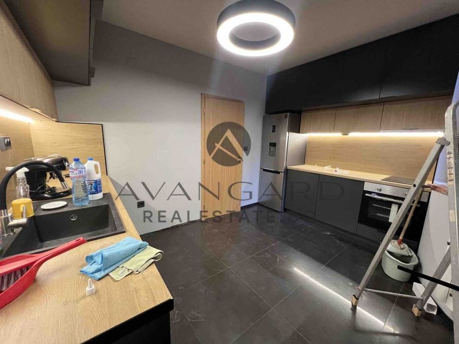 Продава се Четиристаен апартамент в Пловдив, Кършияка - 153 кв.м за 1530 €/кв.м - Снимка #3