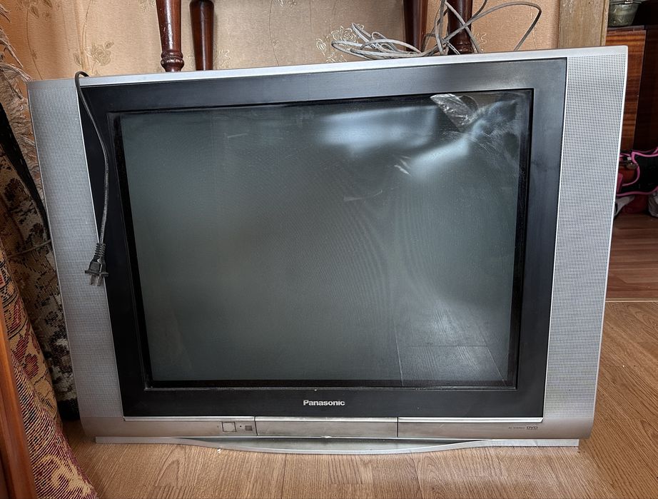 Продам старые телевизоры