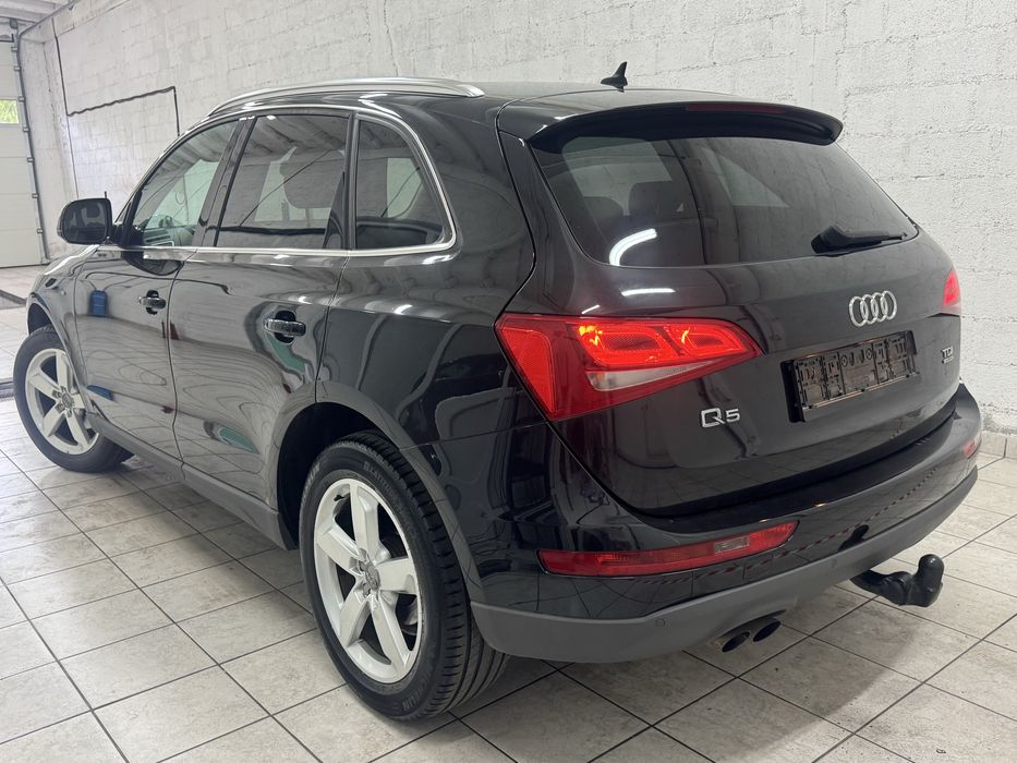 Audi q5 2011 automat , garantie 12 luni