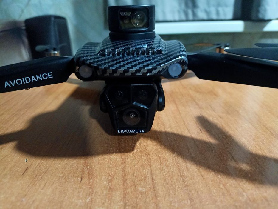 Дрон новый u99max