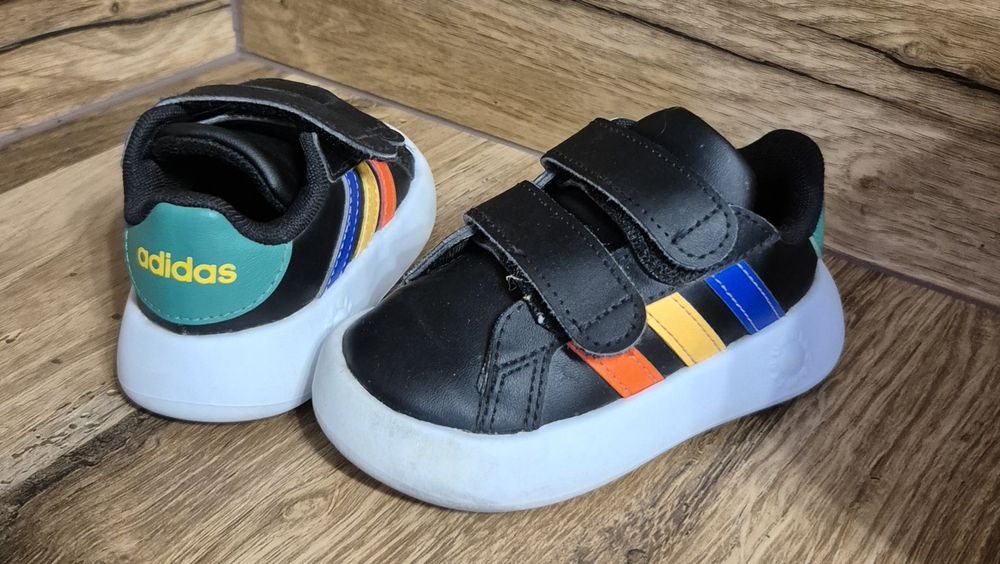 Детски маратонки Adidas 21- номер